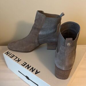 Anne Klein Women's Gray Ankle Booties